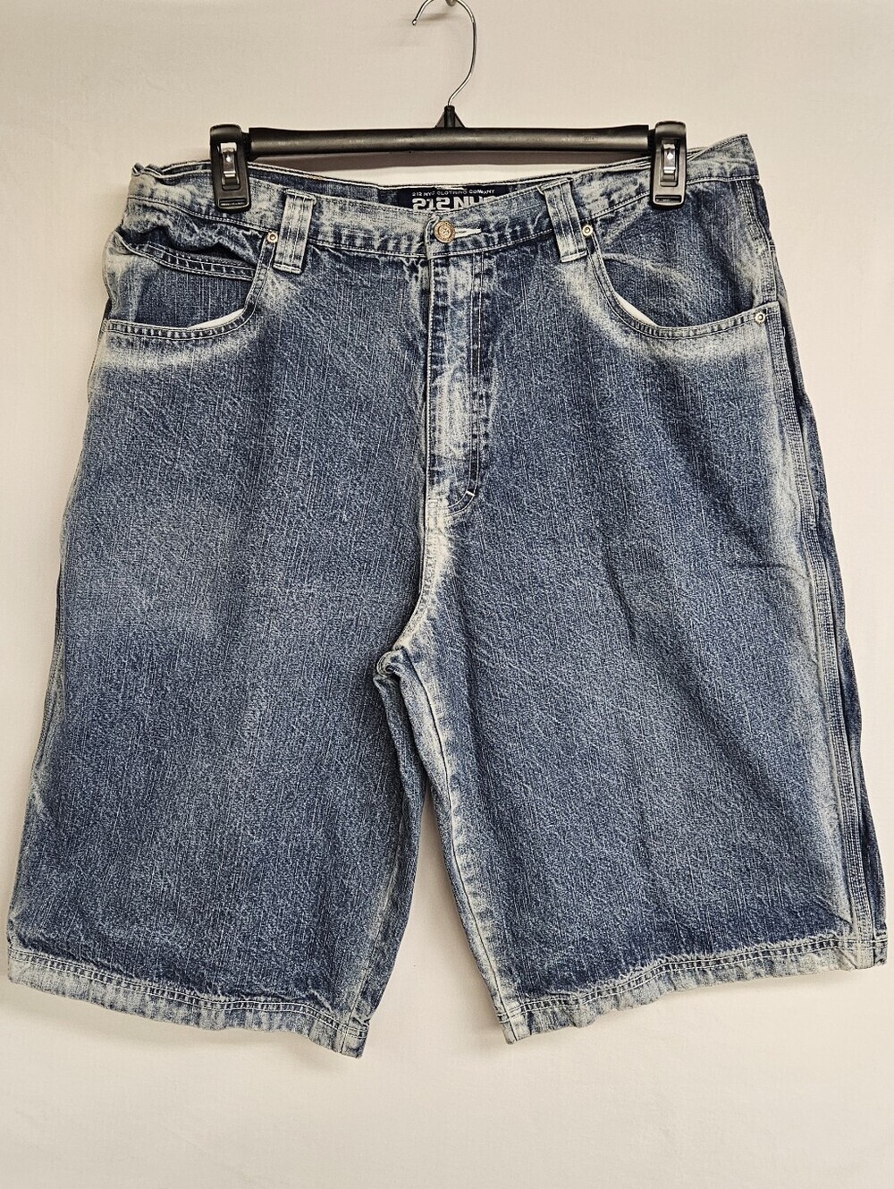 212 NYC Denim Shorts Mens 38 Blue Medium Wash Denim Bermuda Relaxed Fit Casual